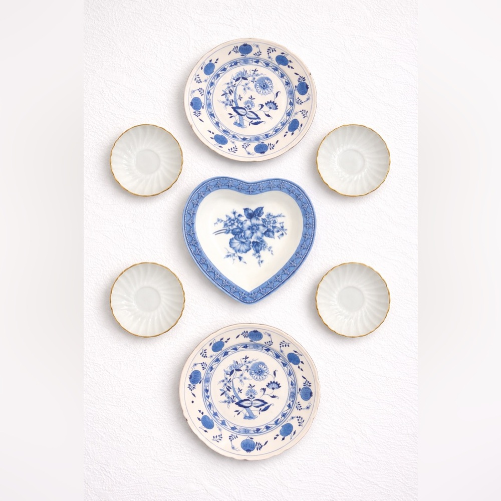 Curated Vintage Blue and White Chinoiserie Plate Wall